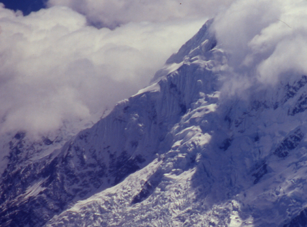 Pumasillo from the air, Cordillera Urubamba