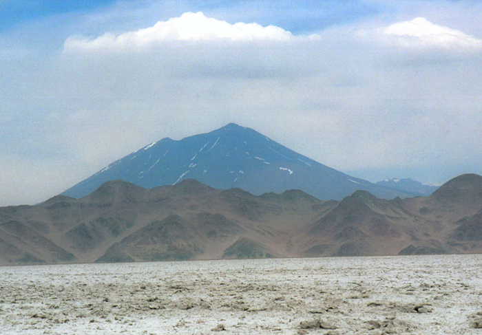 Aracar from the Argentine side. 