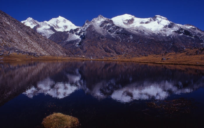 Chachacomani from above Lloco Lloconi, Cordillera real, Bolivia