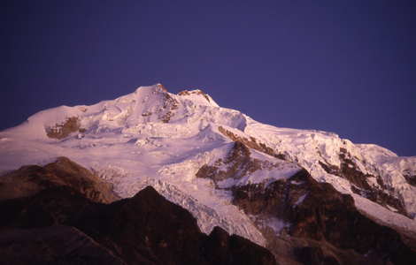 The route on Huayna Potosi seen from the east.